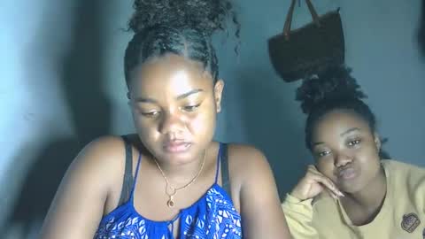 allizida01 online show from January 15, 9:23 pm