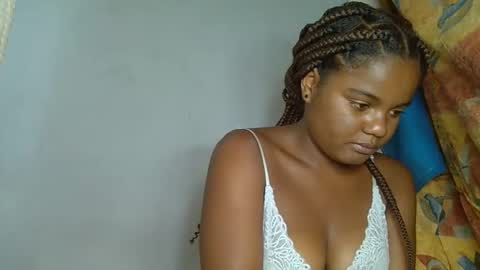 allizida01 online show from December 13, 7:53 pm