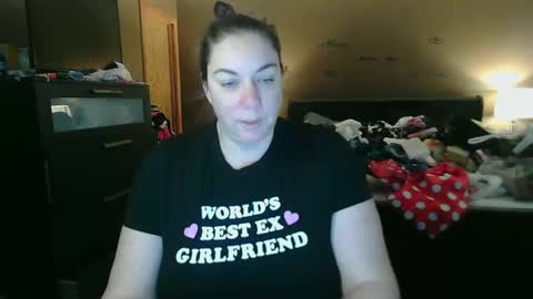 Snapshot of allnaturaltigbitties chatting on March 2, 10:27 pm Tig Bitty online show from March 2, 10:27 pm