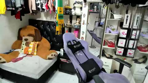 allsson_miller online show from November 6, 2:14 am