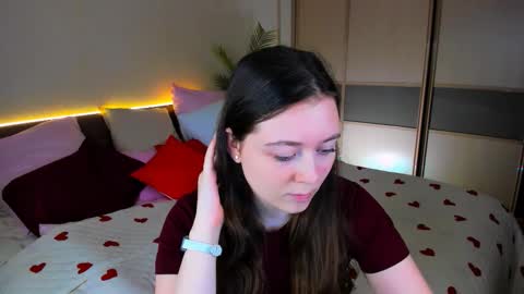 alluringeyess online show from March 16, 2:21 pm