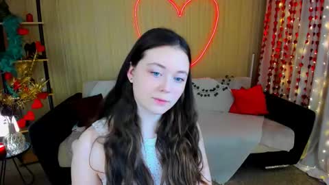 alluringeyess online show from March 10, 6:12 pm