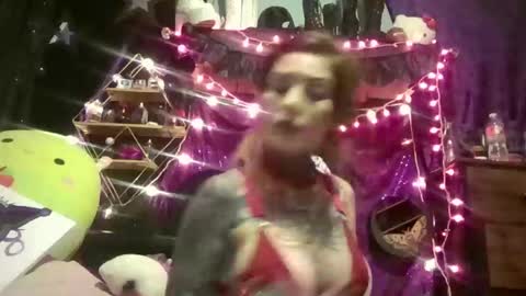 allymoon1369 online show from March 3, 9:05 am