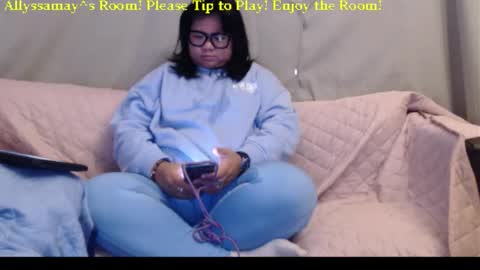 Snapshot of allyssamay chatting on October 23, 5:53 am Allyssamay online show from October 23, 5:53 am