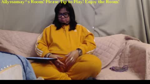 Allyssamay online show from November 17, 3:53 am