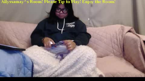 Allyssamay online show from October 28, 3:07 am