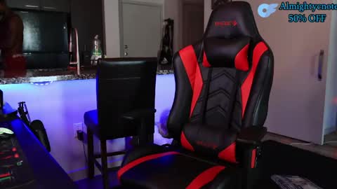 Almightycnote online show from April 18, 7:40 pm