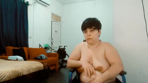 Almond online show from May 29, 10:30 pm