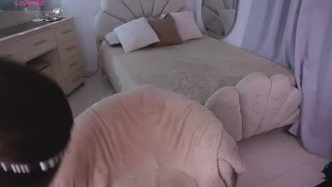 Alondra online show from July 28, 11:39 am