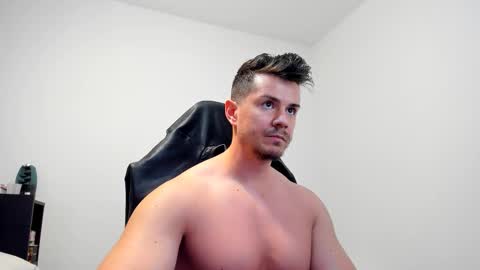 LeatherMaster online show from March 4, 8:02 am