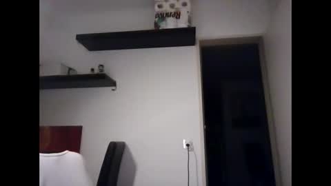 alphah_hunk online show from November 10, 6:10 pm