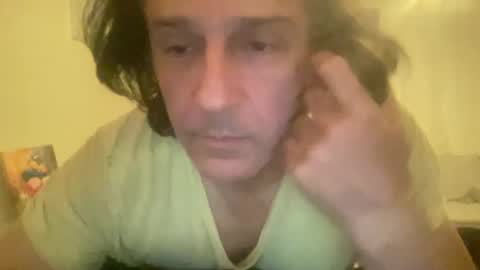 AlphAndre online show from March 8, 5:33 pm