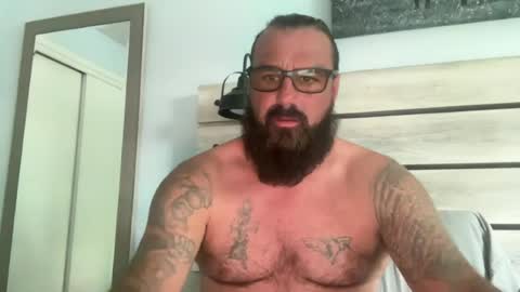 alphareign85 online show from August 7, 6:39 pm