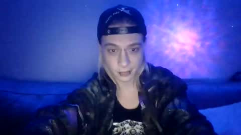 altboy010 online show from December 29, 6:56 am