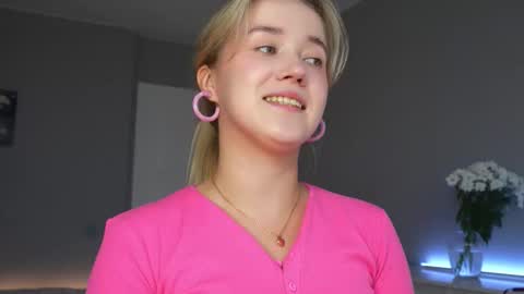 Amelia NEXT STREAM  online show from September 16, 1:35 pm