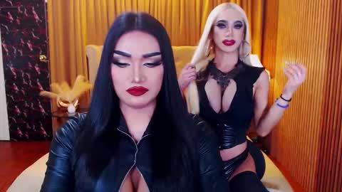 Alura Jhenson online show from October 6, 10:55 am