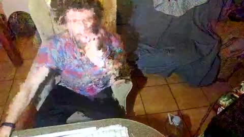 Snapshot of alvarooo1111 chatting on November 2, 1:27 am Balearicsex11 online show from November 2, 1:27 am