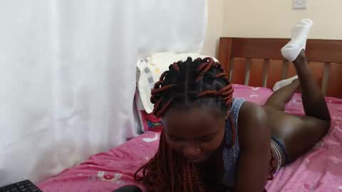 Alvine keji online show from April 14, 6:44 pm