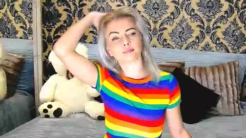 aly online show from February 20, 10:37 am