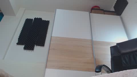 Alice online show from November 20, 12:59 pm