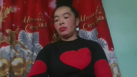 alypierette online show from December 23, 5:24 am