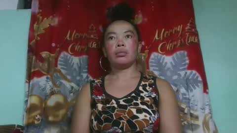 alypierette online show from December 17, 4:19 am