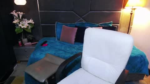 ALYSON Y ETHAN online show from March 21, 7:40 pm