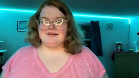 alyssa6960545 online show from September 20, 11:52 pm