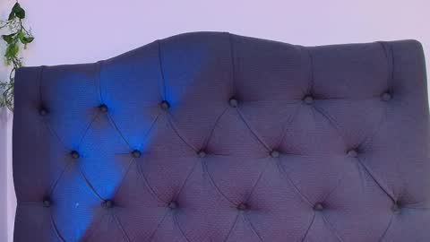 alyssa_joness online show from March 10, 7:00 am