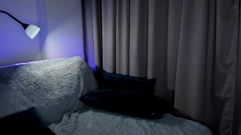 Alyssa  I will be online December 1 at 2000 UTC  online show from December 20, 7:15 am