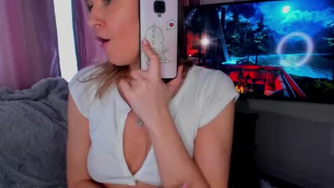 Alyssa  I will be online December 1 at 2000 UTC  online show from March 7, 8:56 am