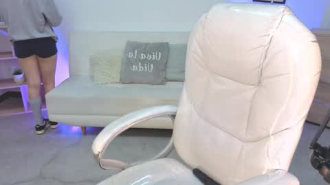 B I A N C A online show from February 21, 11:57 am