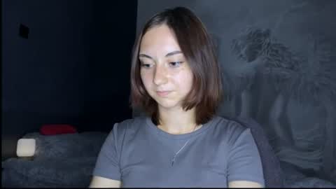 amalia_lambert13 online show from August 8, 7:24 pm