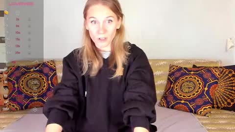 Amalia online show from October 22, 7:55 am