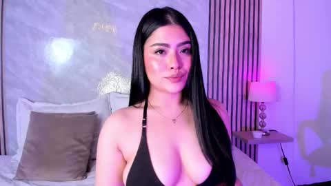 Luisa online show from March 26, 2:39 am