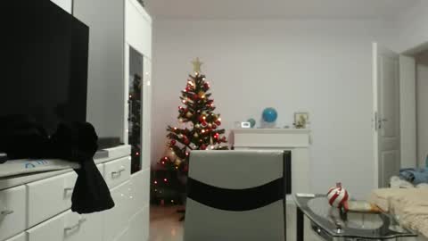 Anda .. online show from January 6, 10:47 pm