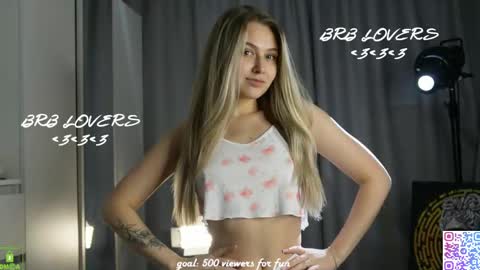     online show from April 11, 7:45 am