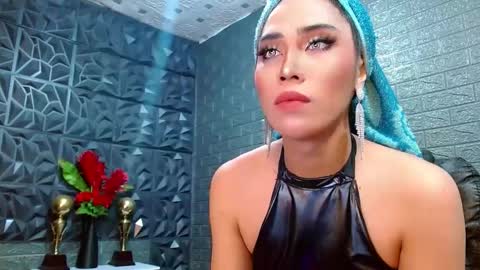 Snapshot of amandaleon chatting on January 6, 12:13 pm amandaleon online show from January 6, 12:13 pm