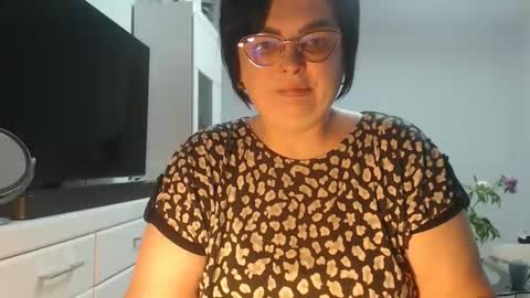 Anda online show from May 31, 10:00 pm
