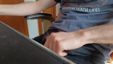 amanteamoroso online show from March 31, 8:37 am