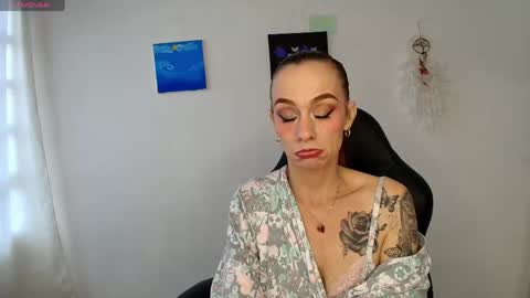 Amara Fey online show from May 16, 8:51 pm