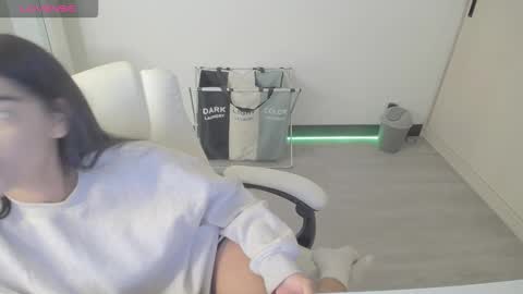 amara_silk online show from January 9, 2:17 am