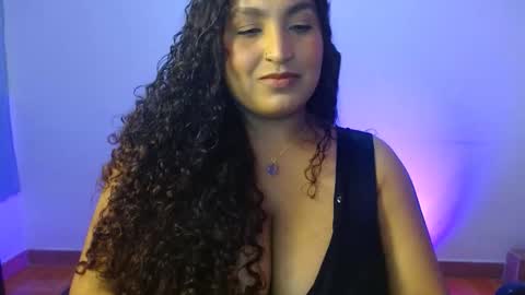 amaraarosse online show from April 8, 9:29 pm