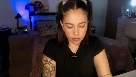Mila  online show from July 17, 2:57 am