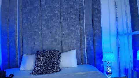 Emily online show from February 11, 8:51 am