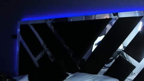 Emily online show from November 6, 11:35 am