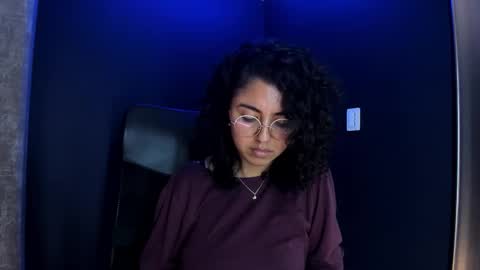 Emily online show from February 6, 11:29 pm