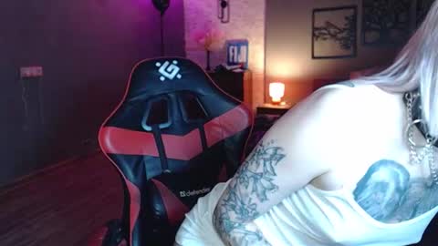 Malina online show from November 13, 8:11 pm