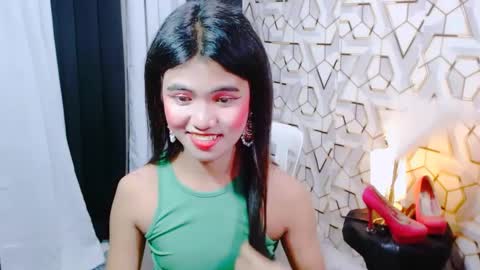 Snapshot of amazingjhanna chatting on December 20, 2:37 pm amazingjhanna online show from December 20, 2:37 pm