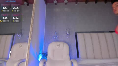 Ambar online show from January 13, 7:32 pm